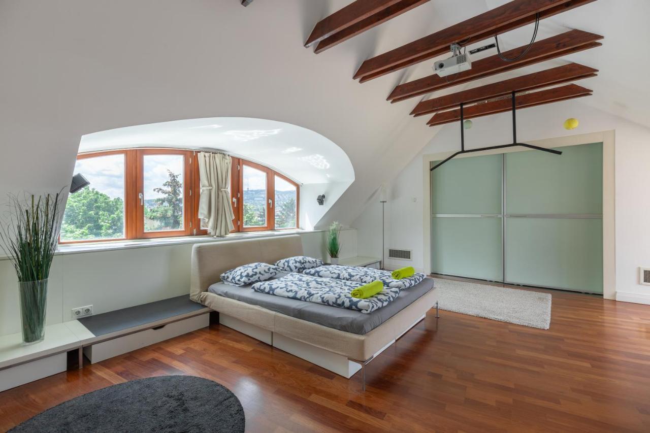 Penthouse With Free Parking And Free Bikes, Wellness 8 Min Walk Apartment Budapest Exterior photo